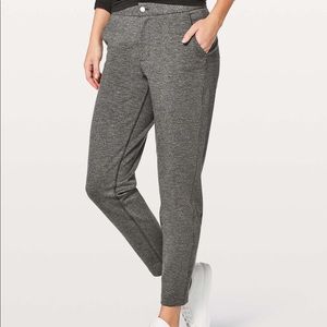 Lululemon City Trek II Trouser Heather’s Black 4
